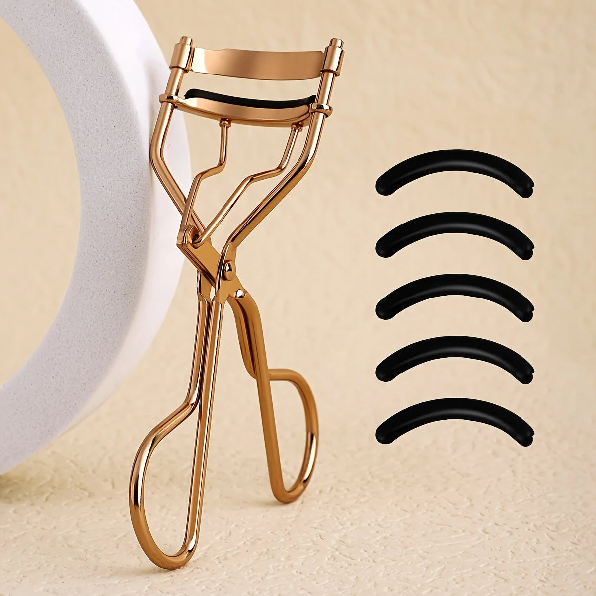 Eyelash curler