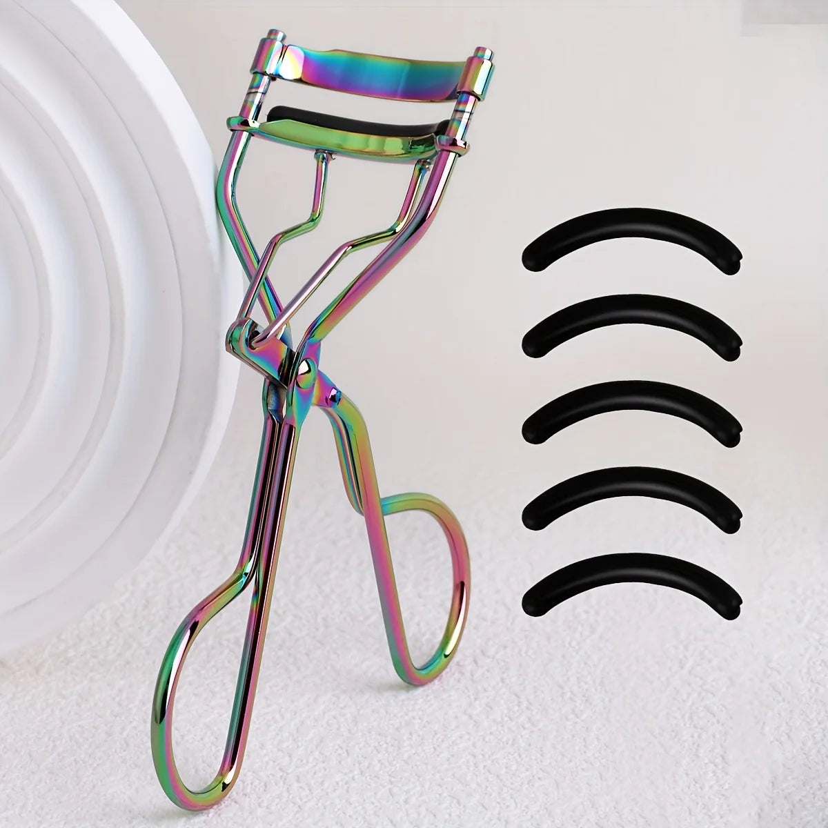 Eyelash curler